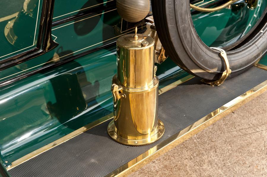  Buick Model 19 Touring 1910 года  (фото 8 из 23)